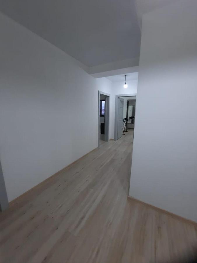 Ferienwohnung Diplomat - 2 Bischkek Exterior foto
